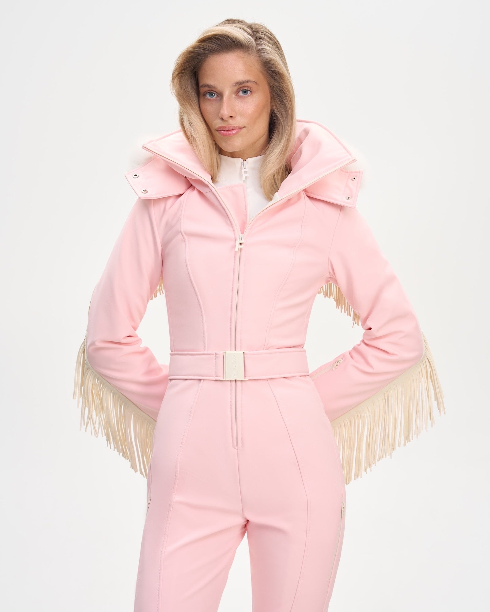 ÇİLEKLİ MİLKSHAKE TULUM