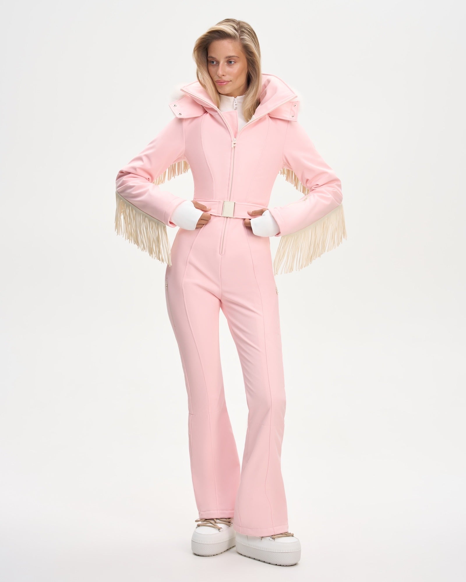 ÇİLEKLİ MİLKSHAKE TULUM