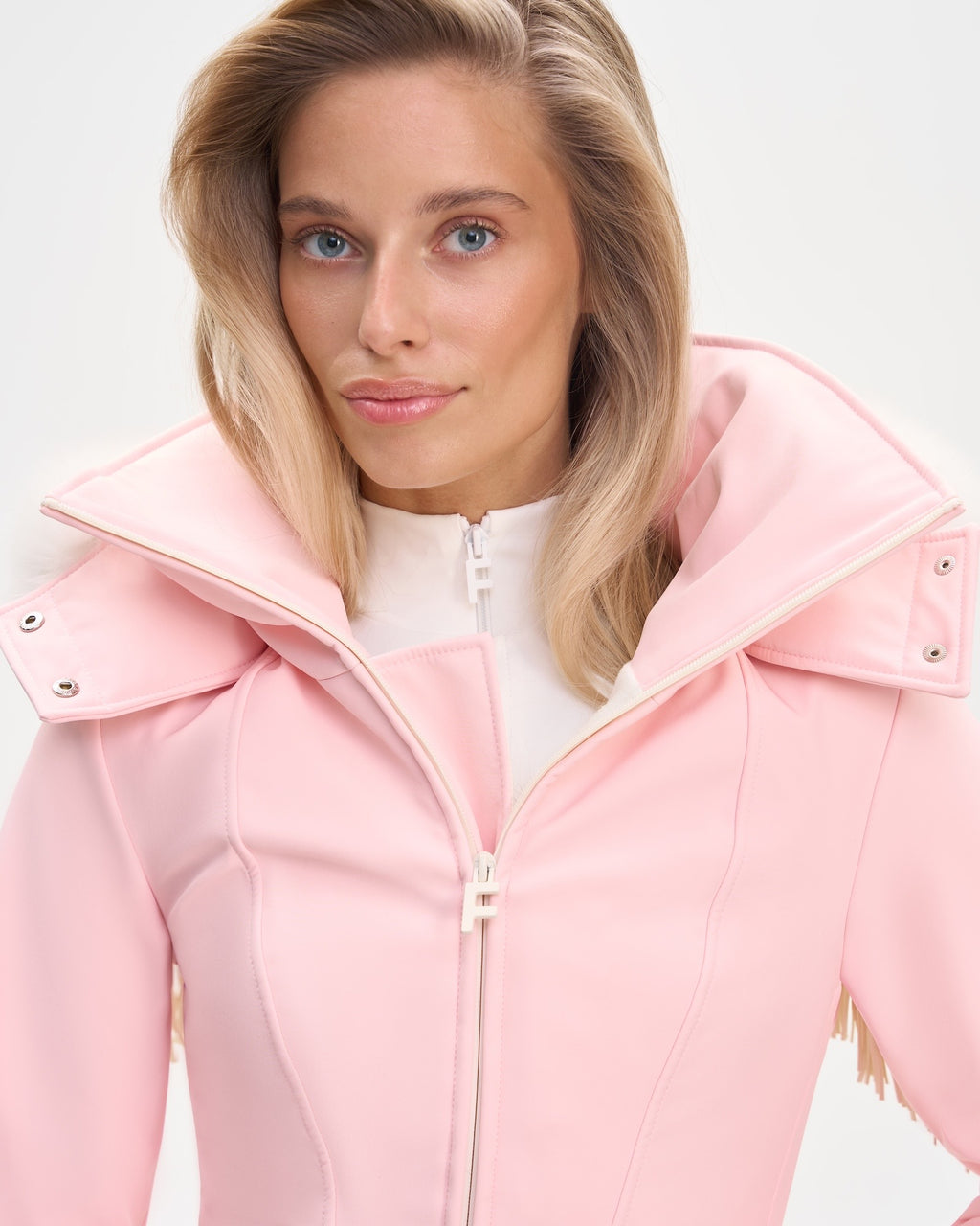 ÇİLEKLİ MİLKSHAKE TULUM