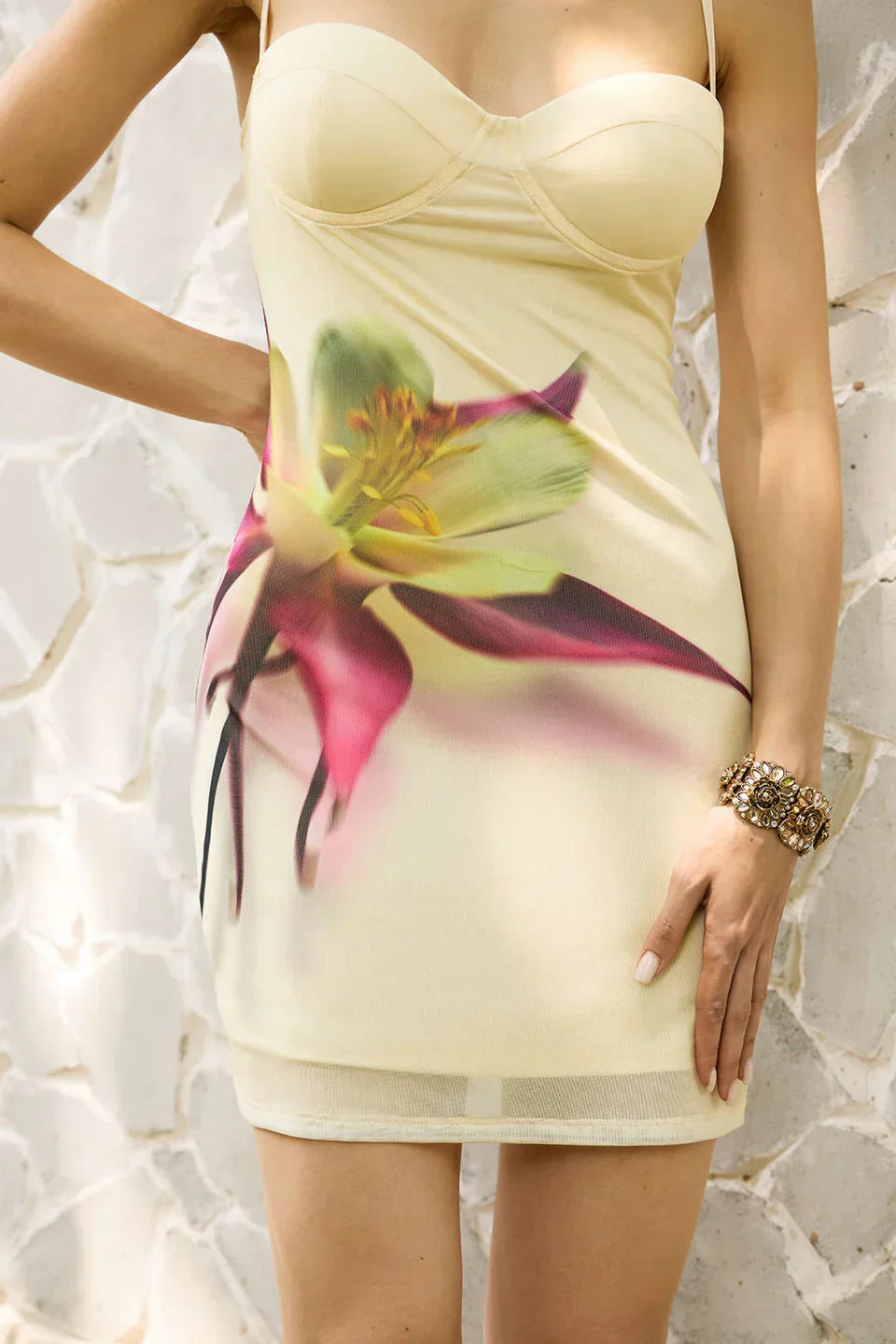 File Çiçek Desenli Slip Büstiyer Kolsuz Mini Elbise