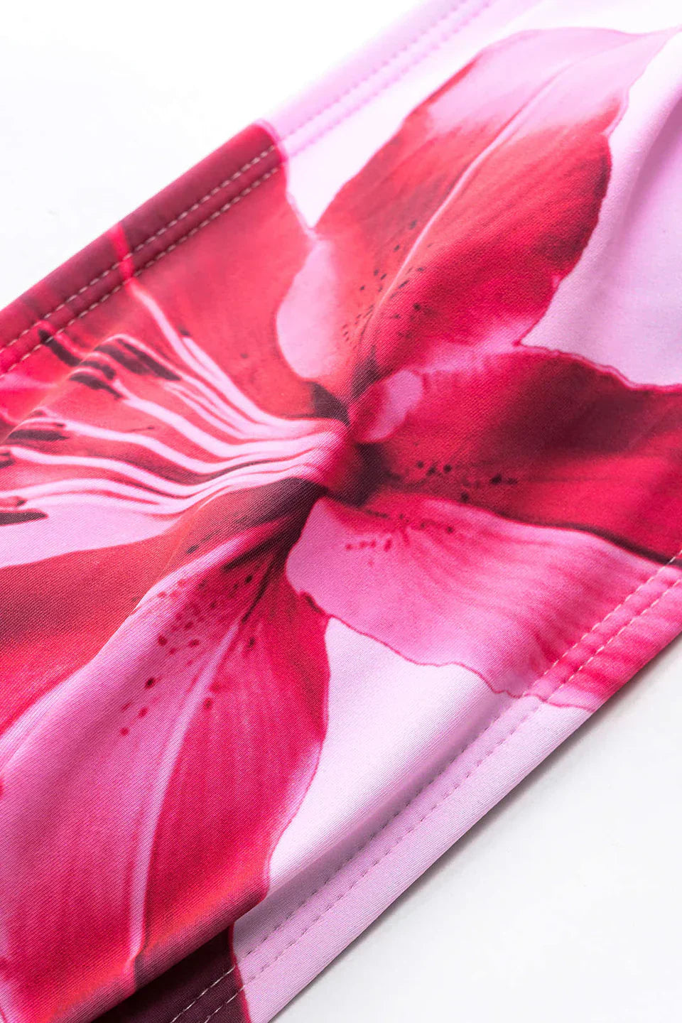 Çiçek Desenli File Sırtı Açık Bikini Ve Üst Giyim Takımı